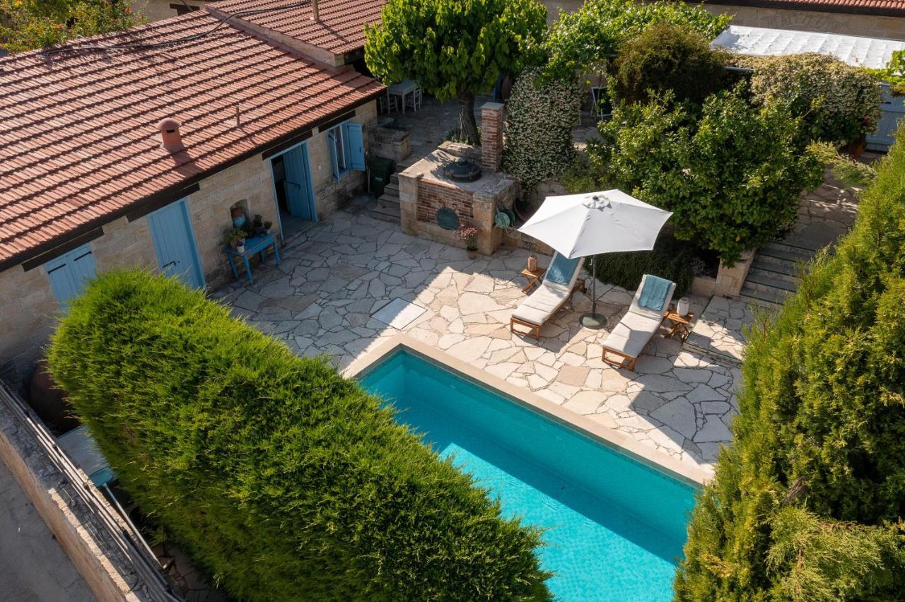 Villa Avgoustis Pachna Eksteriør billede