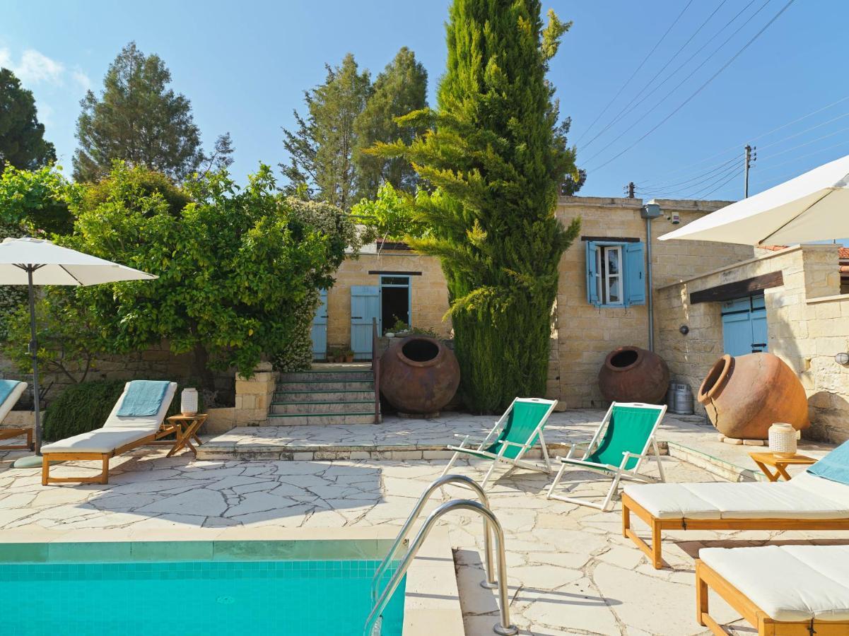 Villa Avgoustis Pachna Eksteriør billede