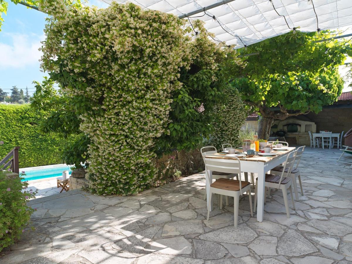Villa Avgoustis Pachna Eksteriør billede