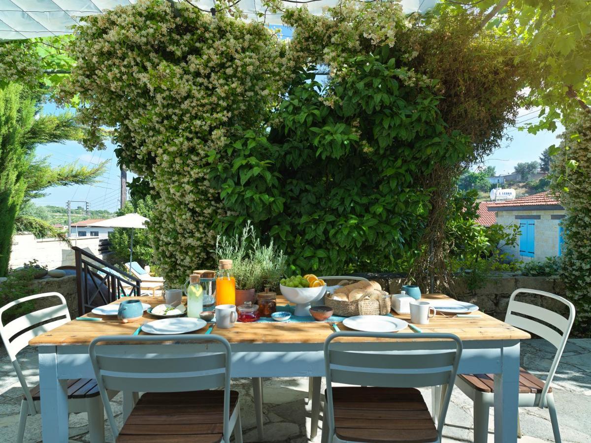 Villa Avgoustis Pachna Eksteriør billede